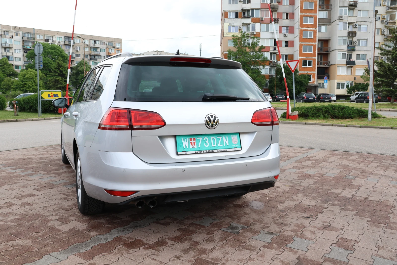 VW Golf Variant 2.0 TDI 150 �.�.| ���������� | �������� ������� | Mobile.bg � ����������� 4