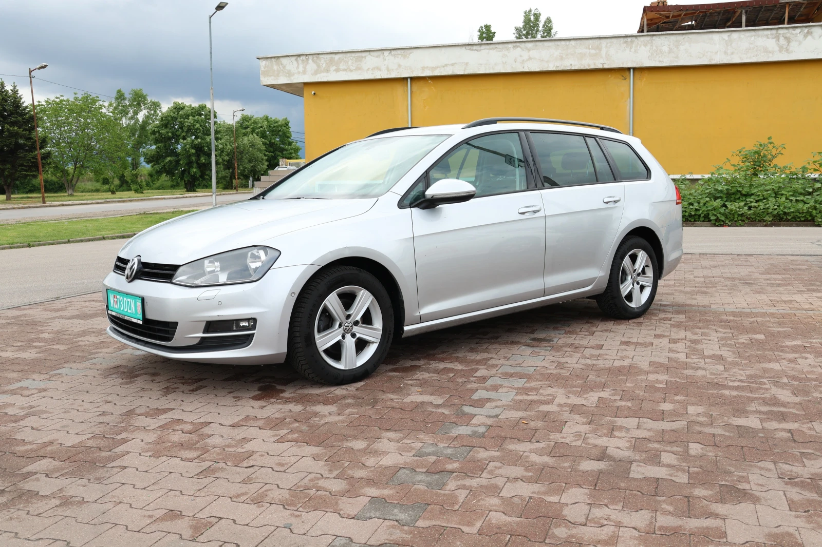 VW Golf Variant 2.0 TDI 150 �.�.| ���������� | �������� ������� | Mobile.bg � ����������� 2