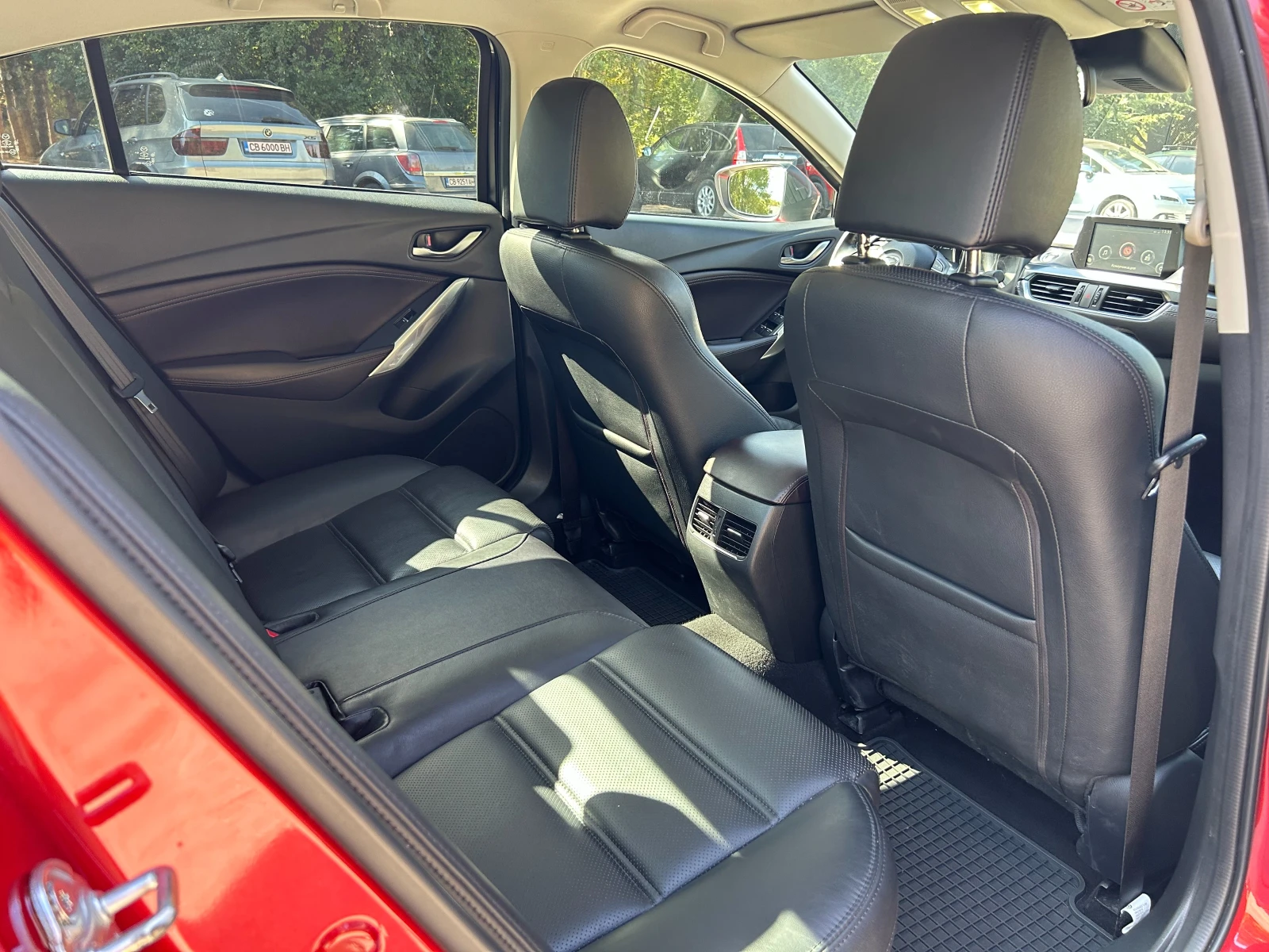 Mazda 6 Ultimate 2.5 бензин, снимка 13 - Автомобили и джипове - 56442804
