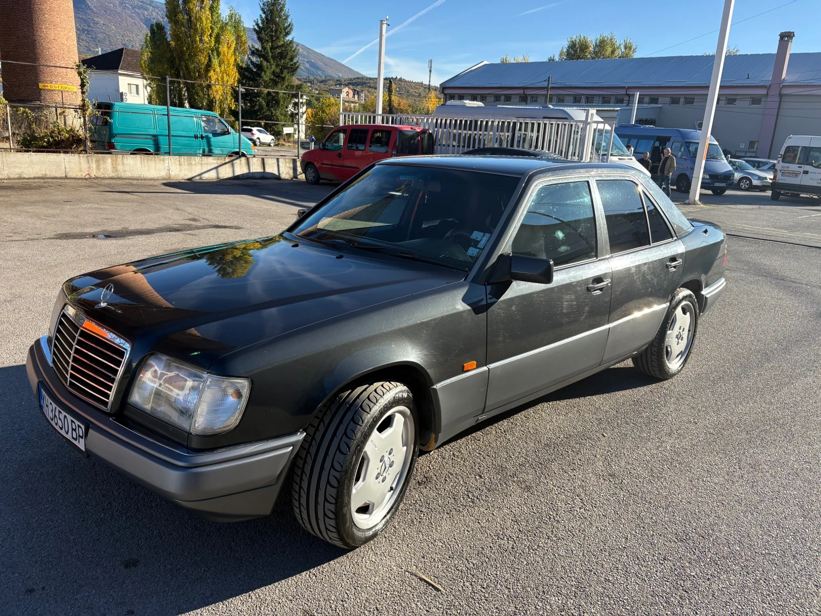 Mercedes-Benz 124 200E