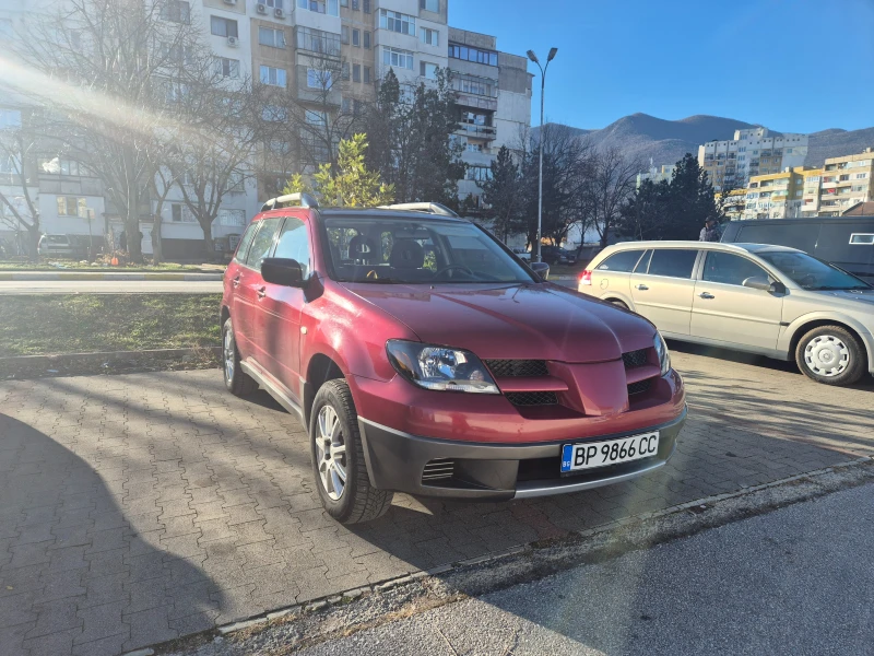 Mitsubishi Outlander, снимка 12 - Автомобили и джипове - 48061092