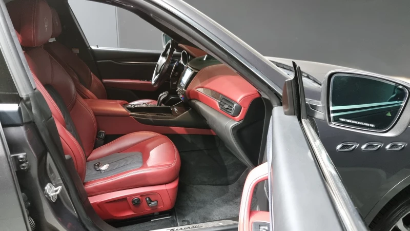 Maserati Levante 3.0 AWD GRANLUSSO, снимка 9 - Автомобили и джипове - 52454622