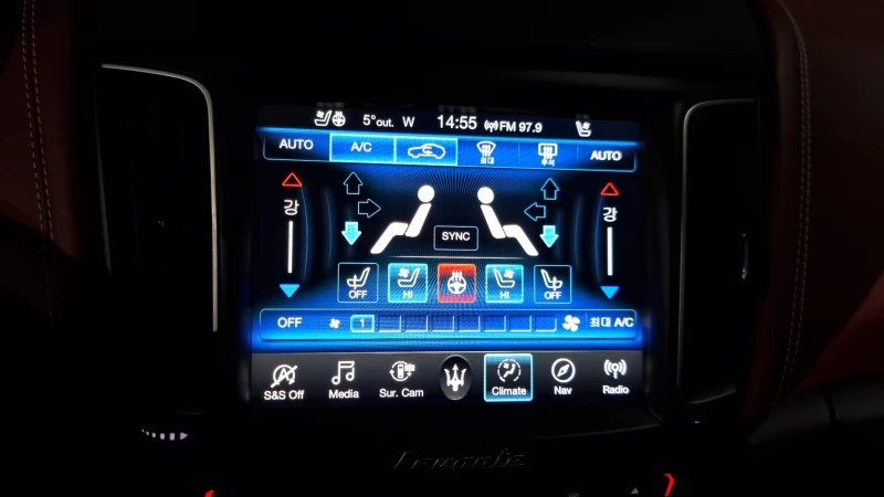 Maserati Levante 3.0 AWD GRANLUSSO, снимка 15 - Автомобили и джипове - 52454622