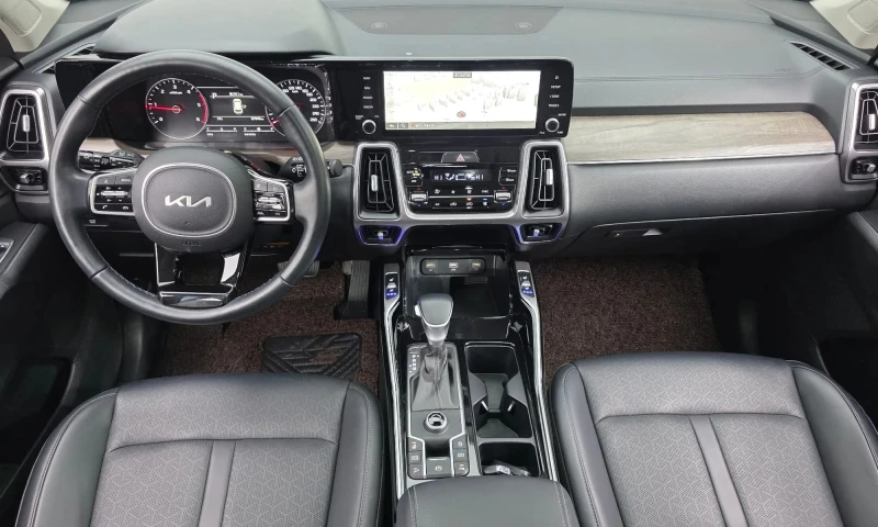 Kia Sorento Diesel 2.2 2Wd Prestige , снимка 7 - Автомобили и джипове - 52705737
