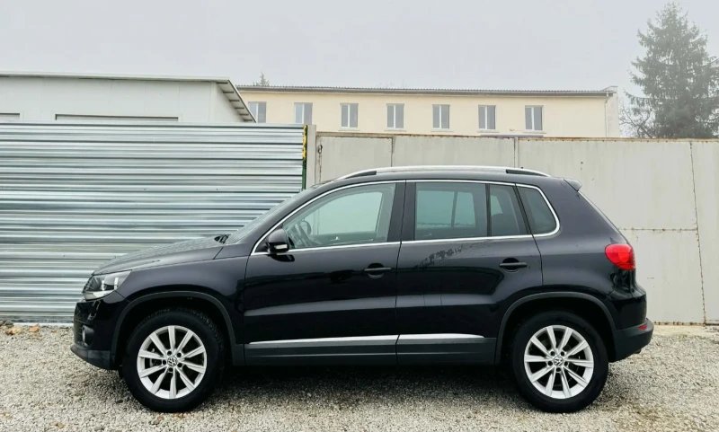VW Tiguan КАМЕРА* НАВИГАЦИЯ , снимка 11 - Автомобили и джипове - 52829542