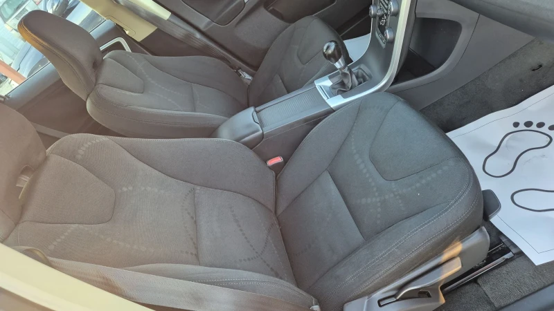 Volvo XC60 2.4 4X4 163 кс ЛИЗИНГ ВИДЕО , снимка 8 - Автомобили и джипове - 53135443