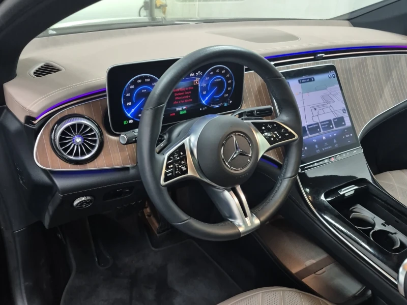 Mercedes-Benz EQE 500| CARFIX| PANORAMA| 4MATIC| 2 KEYS, снимка 9 - Автомобили и джипове - 53380436