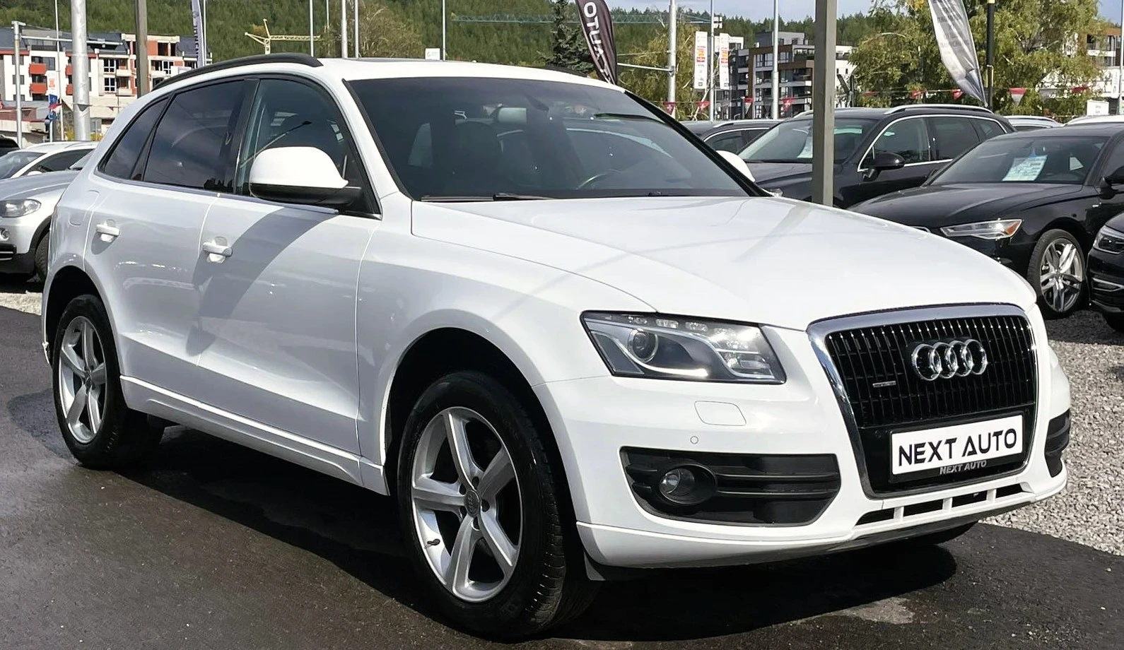 Audi Q5 QUATTRO 3.0D 239HP  - изображение 3