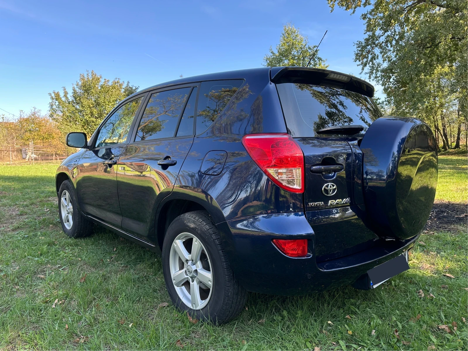 Toyota Rav4 2.2D4D* Подгрев* Keyless* 4х4* Кожа - изображение 9