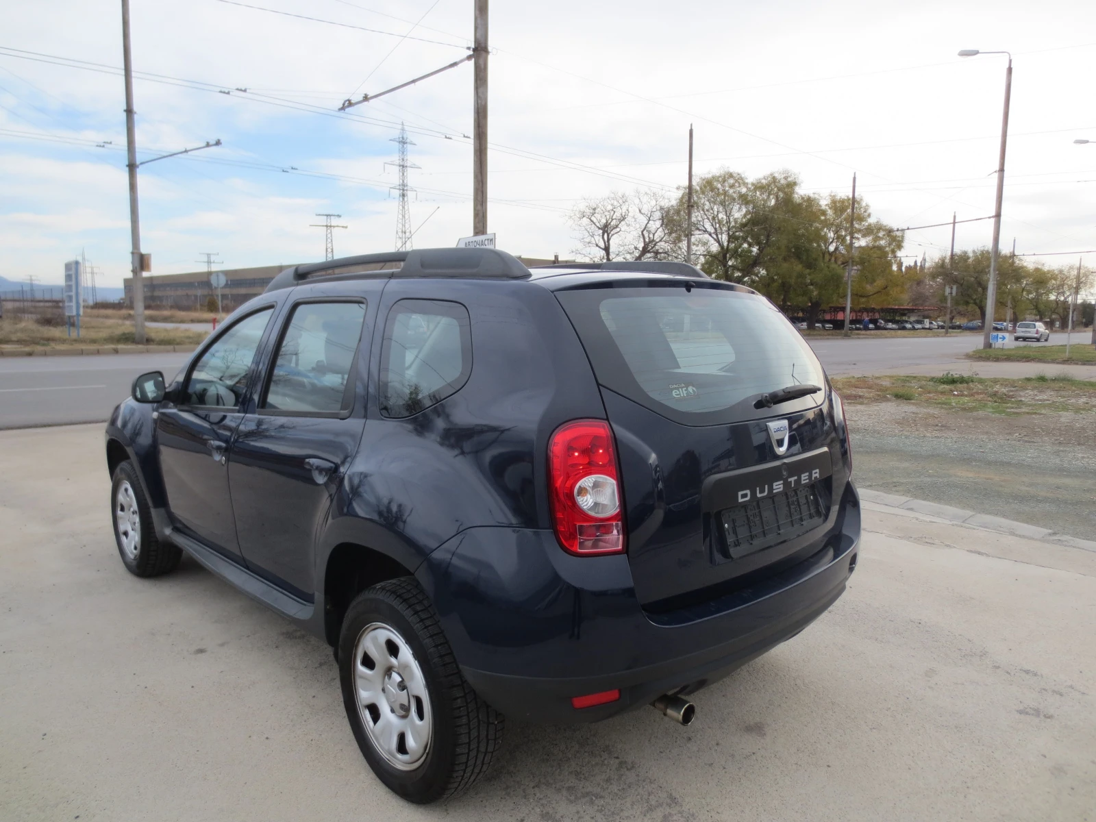 Dacia Duster 1.6 i  - изображение 7