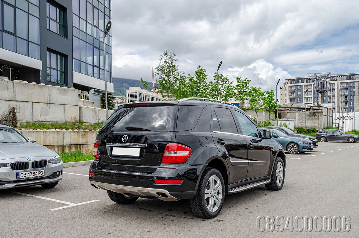 Mercedes-Benz ML 350 4M GRAND EDITION EXCLUSIVE РЕАЛНИ КИЛОМЕТРИ - изображение 8
