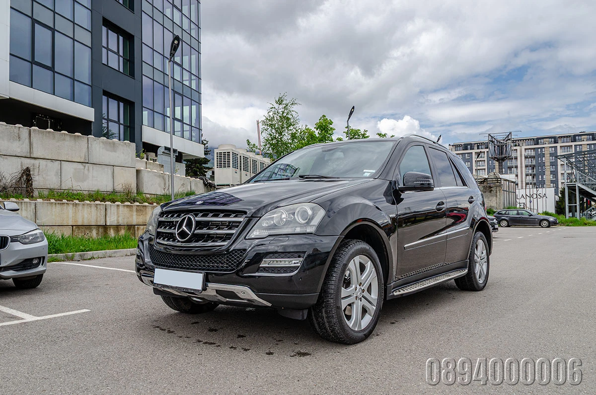 Mercedes-Benz ML 350 4M GRAND EDITION EXCLUSIVE РЕАЛНИ КИЛОМЕТРИ - изображение 3