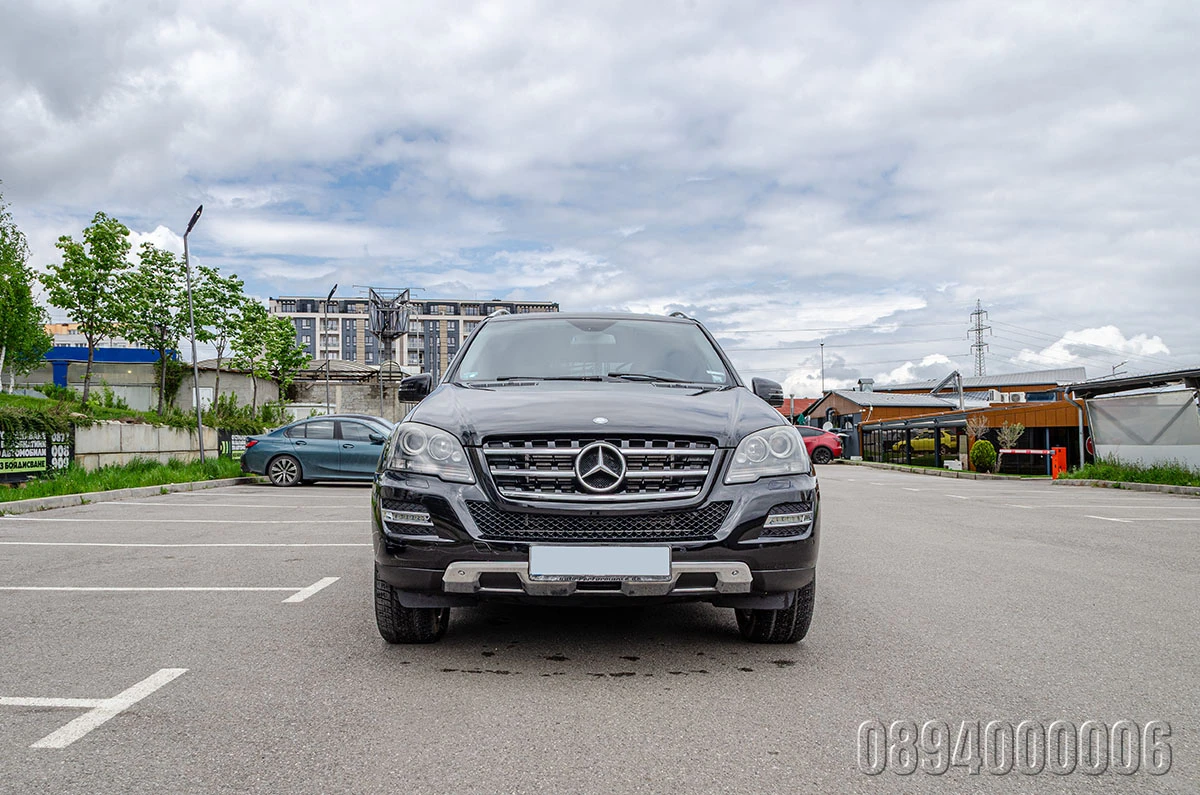 Mercedes-Benz ML 350 4M GRAND EDITION EXCLUSIVE РЕАЛНИ КИЛОМЕТРИ - изображение 2