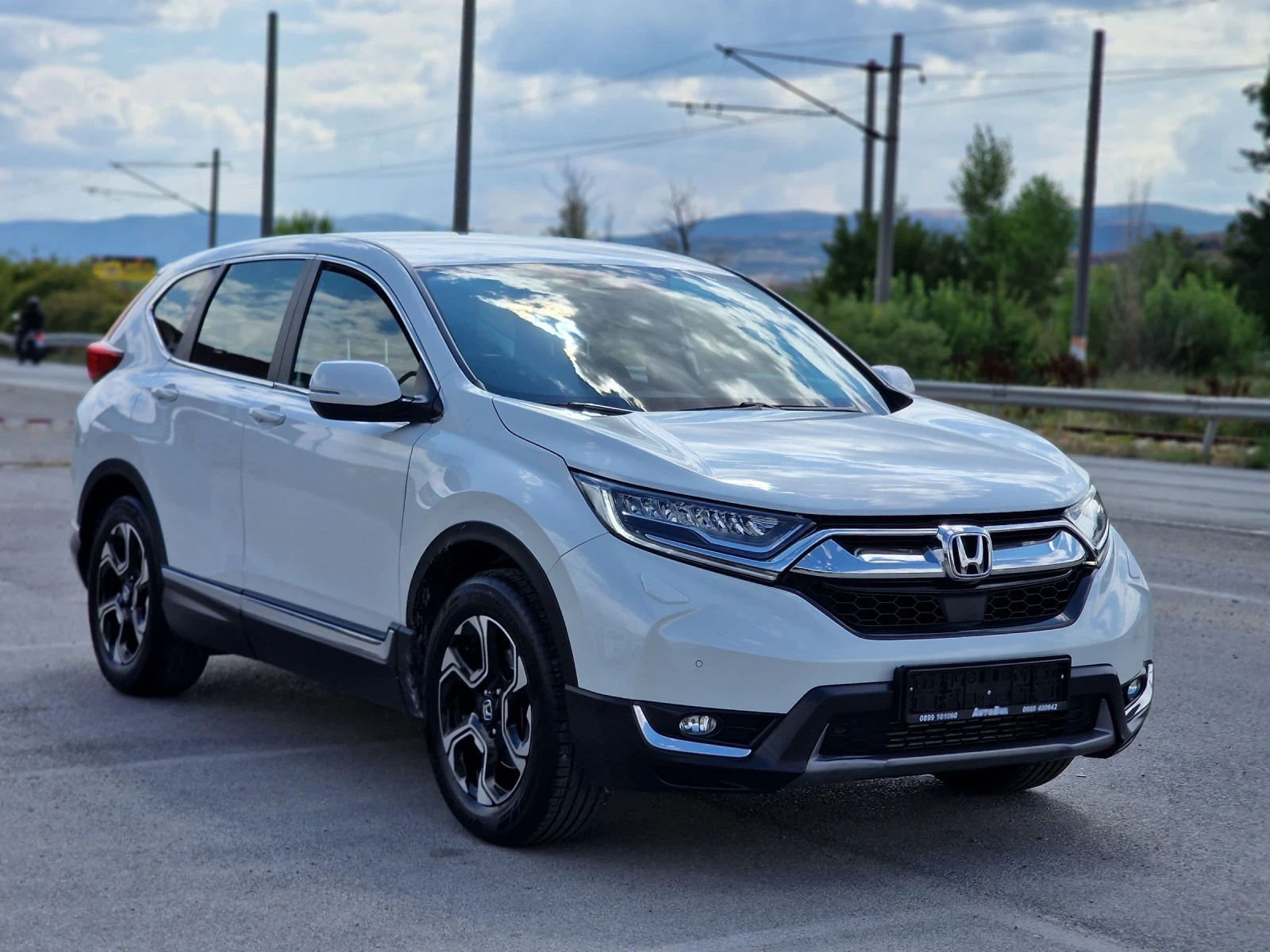 Honda Cr-v 1.5 - изображение 2