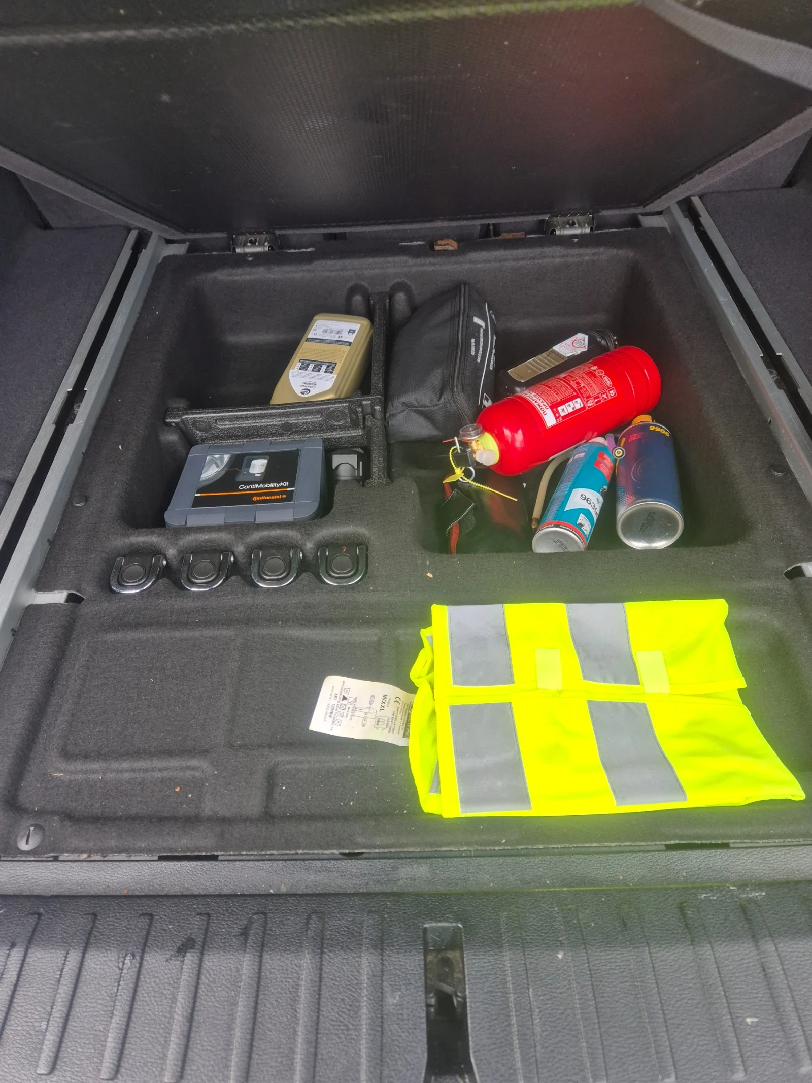 BMW X3 3.0d - изображение 9