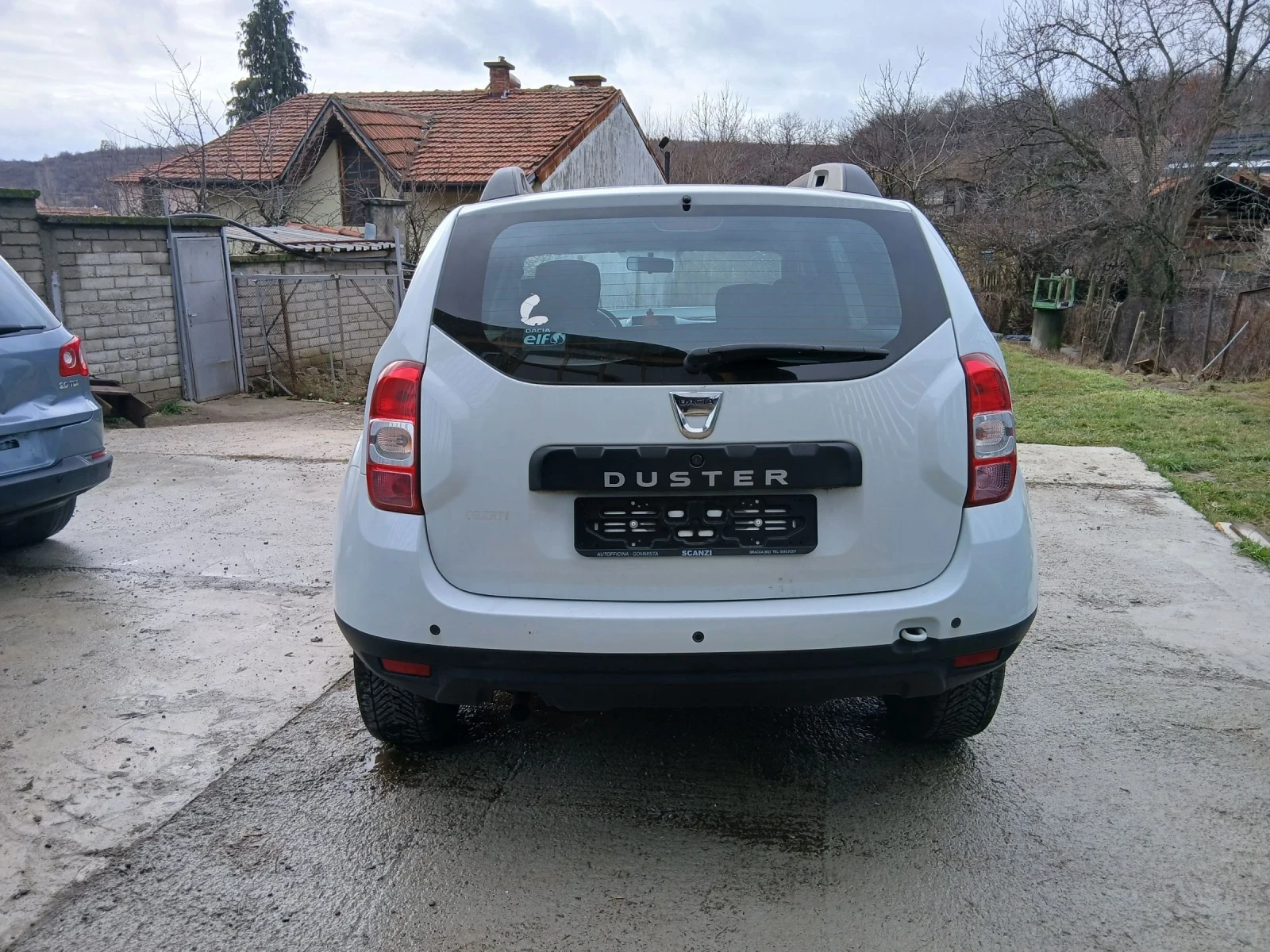 Dacia Duster 1.5 dci - изображение 6