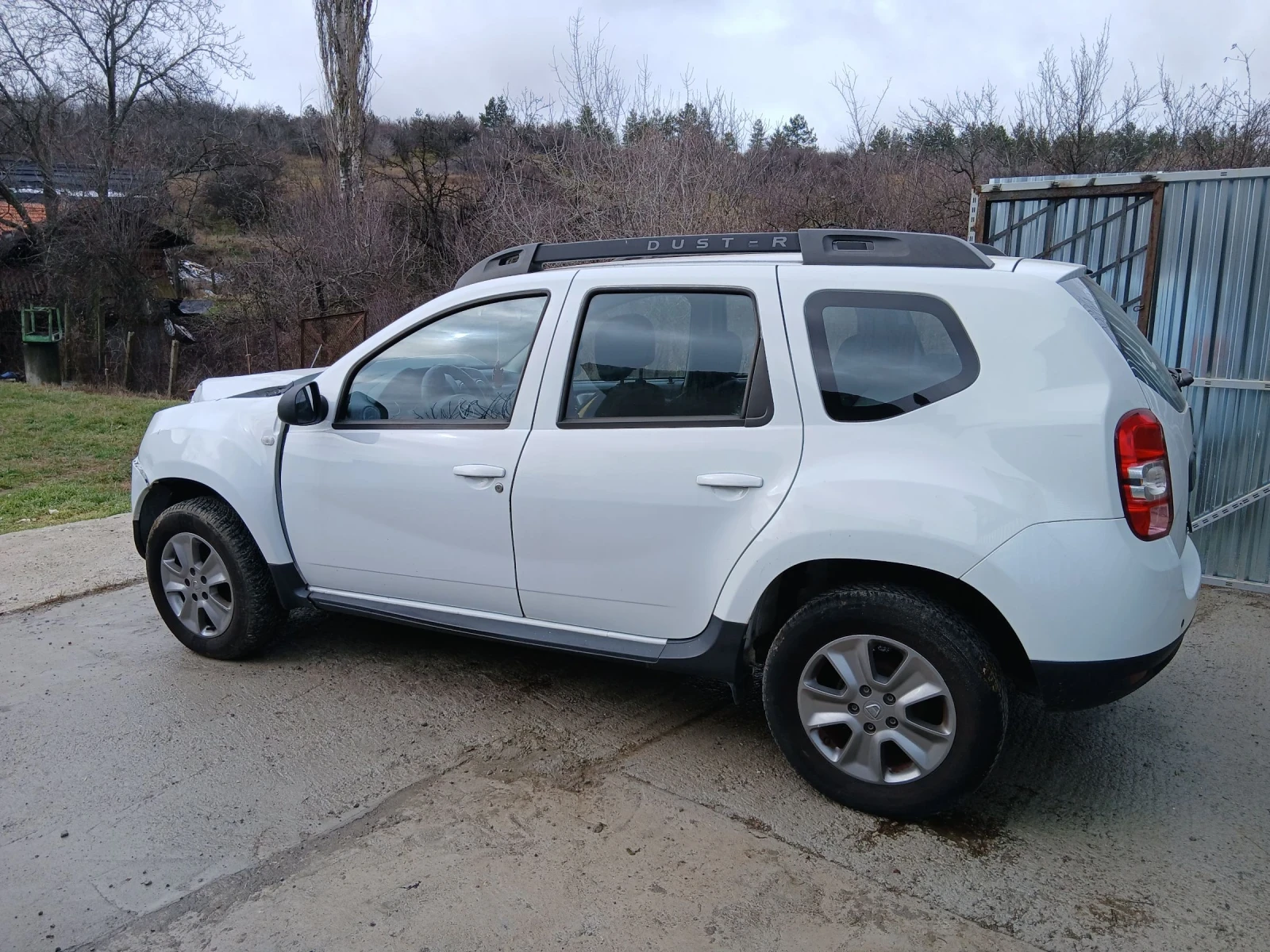 Dacia Duster 1.5 dci - изображение 7