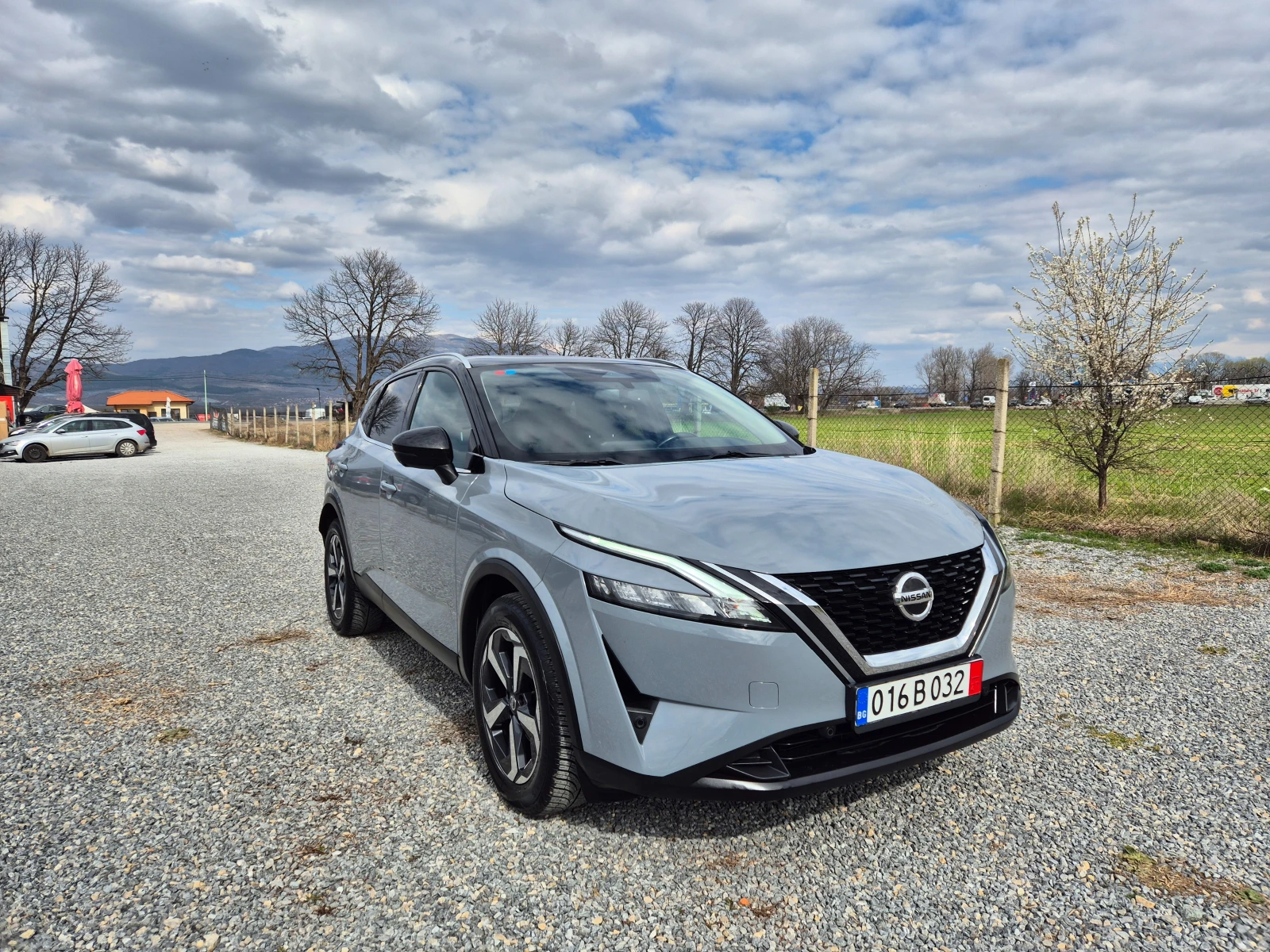 Nissan Qashqai 1.332MHYB* N-CONNECTA* X TRONIC* , снимка 2 - Автомобили и джипове - 53986811