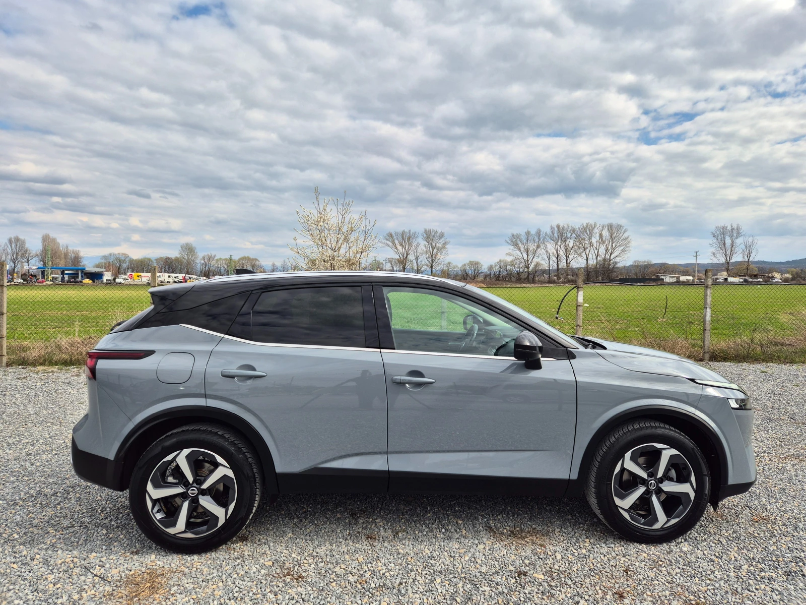 Nissan Qashqai 1.332MHYB* N-CONNECTA* X TRONIC* , снимка 3 - Автомобили и джипове - 53986811