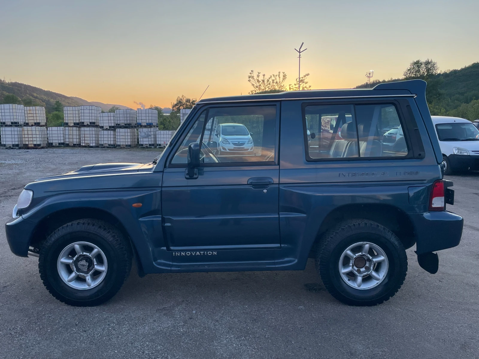 Hyundai Galloper НОВ ВНОС ИТАЛИЯ 4x4, снимка 4 - Автомобили и джипове - 54575733