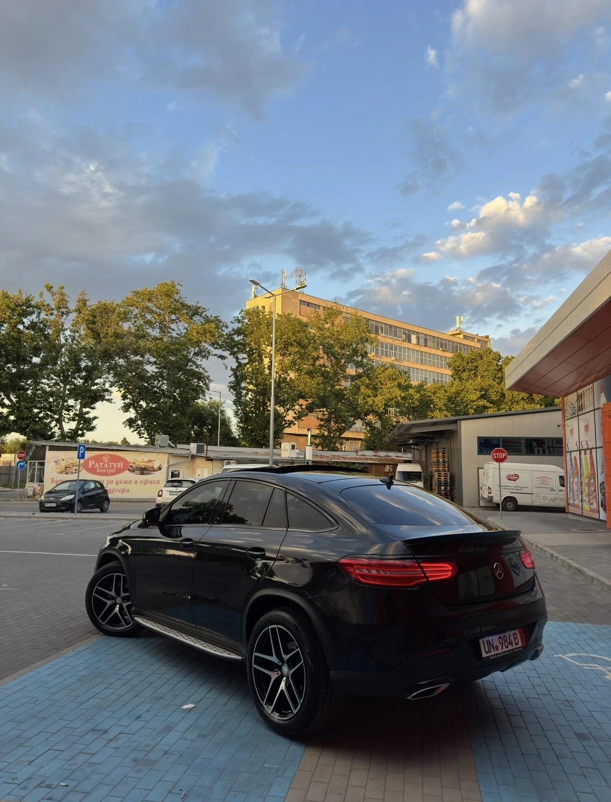 Mercedes-Benz GLE 350 AMG-Line Germany TOP!!!, снимка 4 - Автомобили и джипове - 54822484