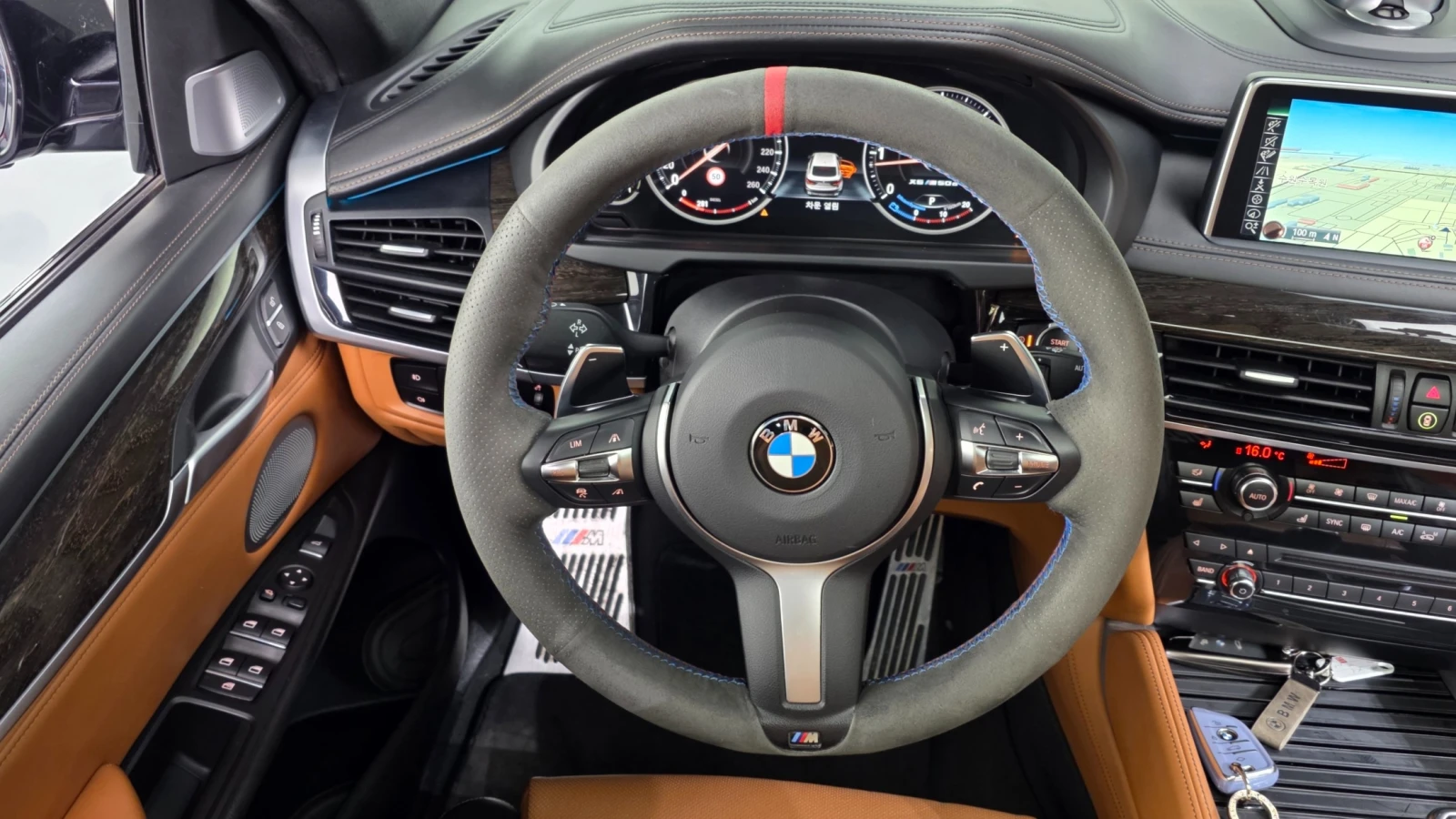 BMW X6 M50D* Navi* Camera* Pano, снимка 5 - Автомобили и джипове - 55062018