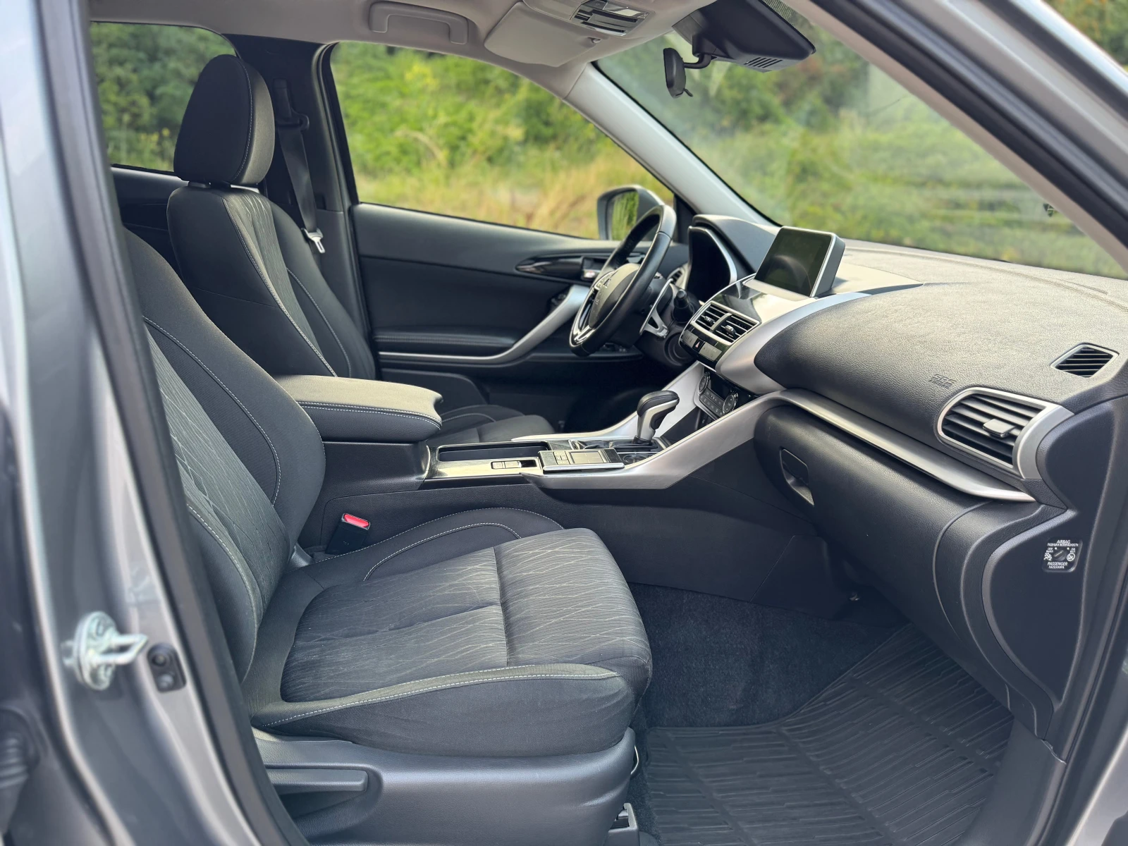 Mitsubishi Eclipse Cross 1.5T * Automatic* KeyLess* Панорама* NAVI, снимка 9 - Автомобили и джипове - 55311008