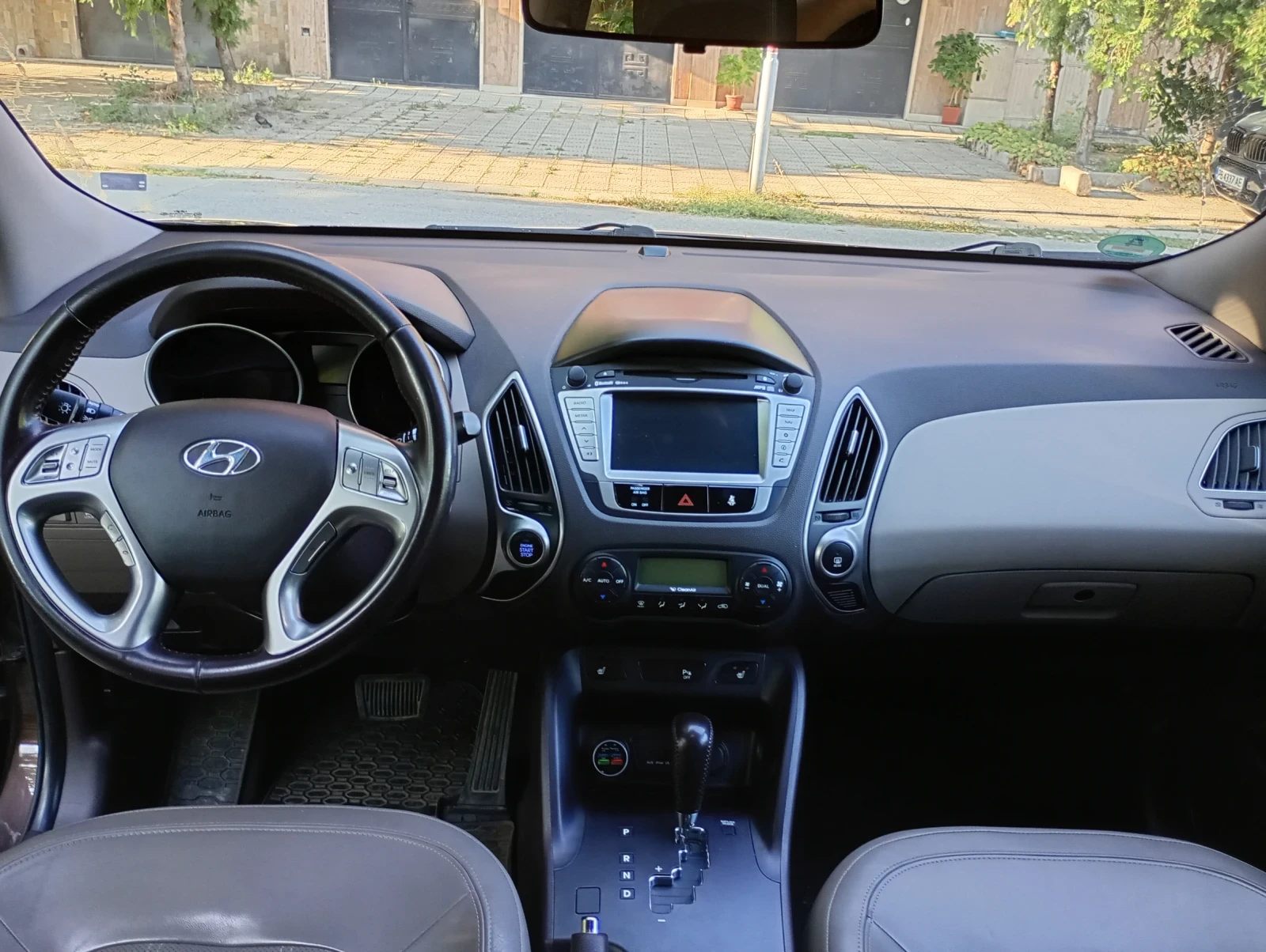 Hyundai IX35, снимка 5 - Автомобили и джипове - 55699334
