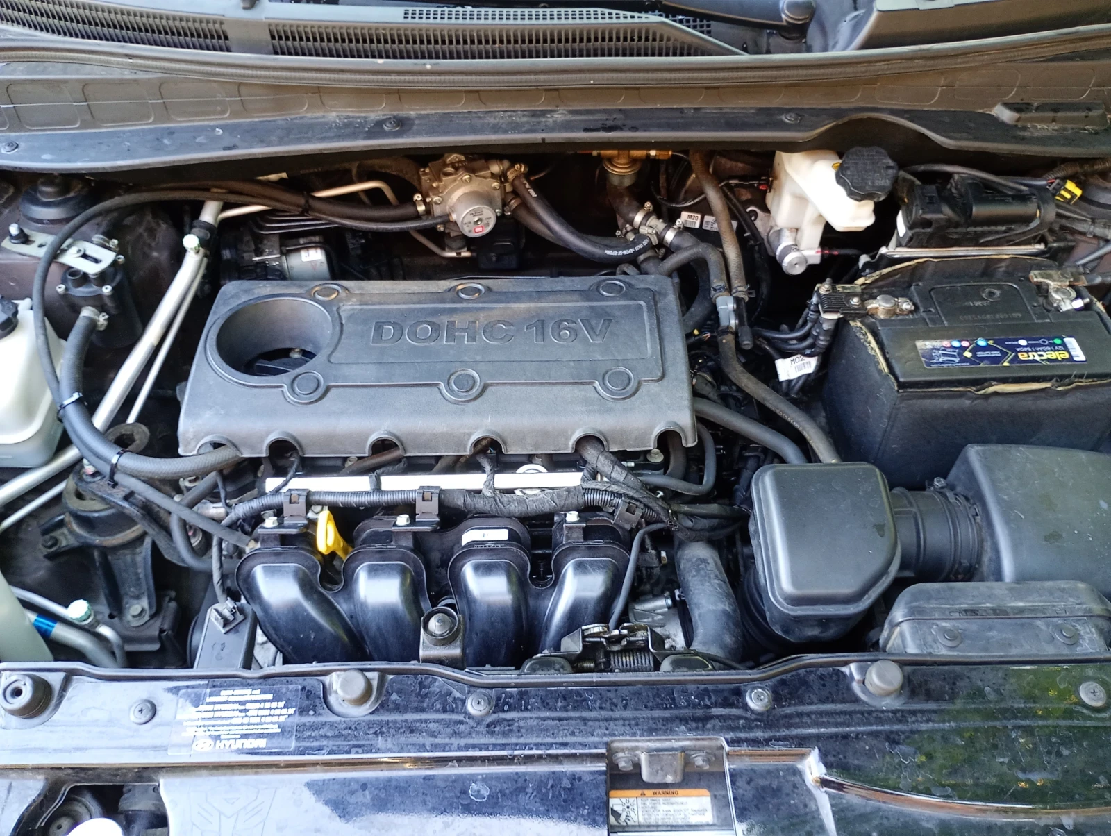 Hyundai IX35, снимка 9 - Автомобили и джипове - 55699334