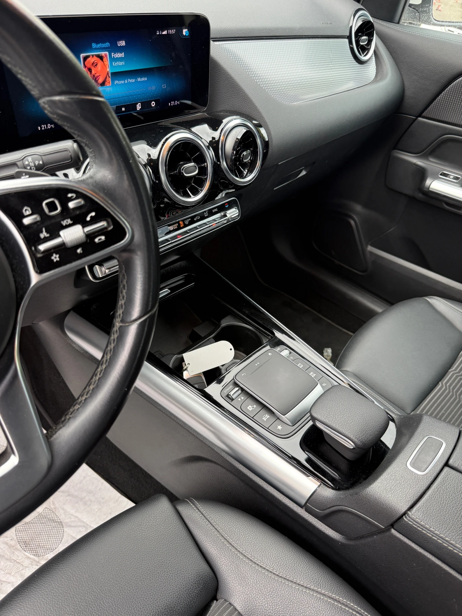 Mercedes-Benz GLA 200 200d 150к.с. Sport plus Full led, снимка 9 - Автомобили и джипове - 55850152