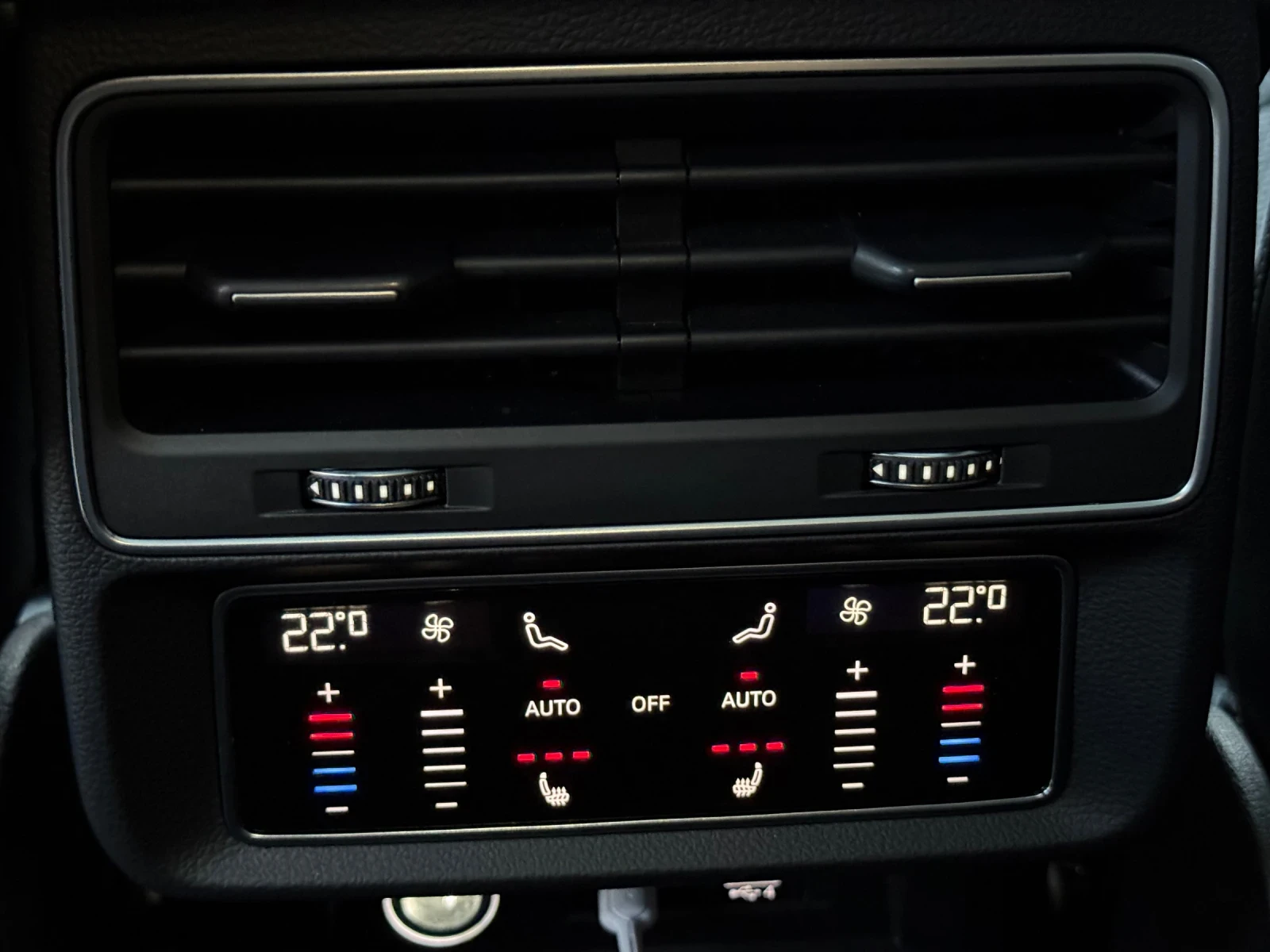 Audi Q8 5.0 TDI S LINE, снимка 15 - Автомобили и джипове - 56219348