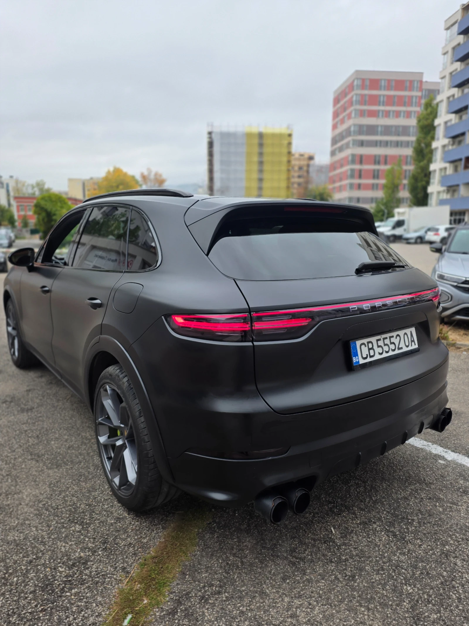 Porsche Cayenne Hybrid, снимка 6 - Автомобили и джипове - 56493898