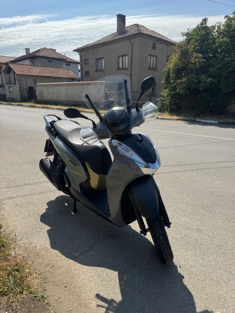 Honda Sh SH300 ABS 2018 Ful Led Keyles , снимка 5 - Мотоциклети и мототехника - 52009838