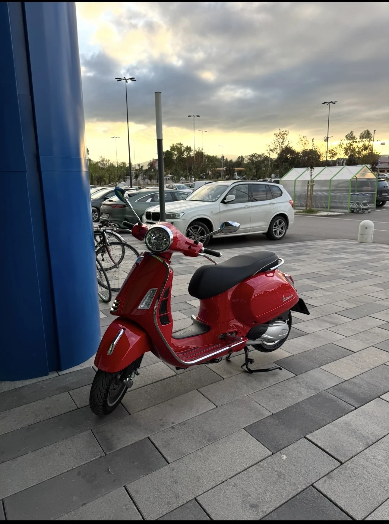 Vespa 300 GTS Super, снимка 3 - Мотоциклети и мототехника - 55592878