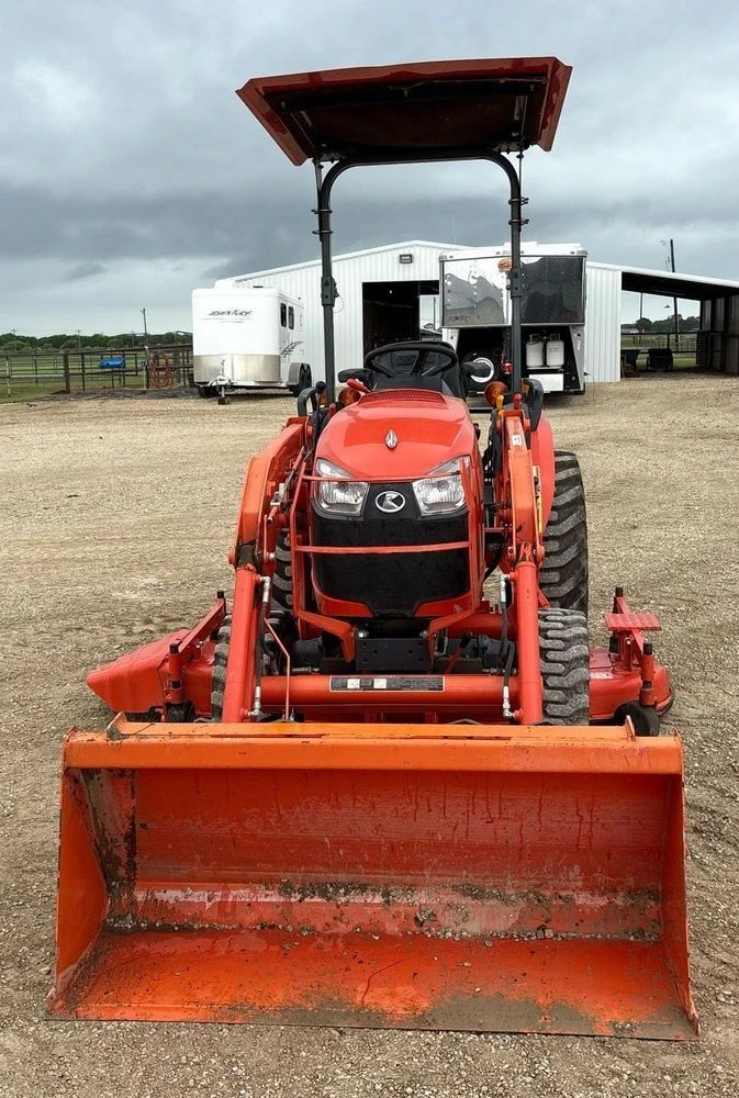 Трактор Kubota B3350 - изображение 2