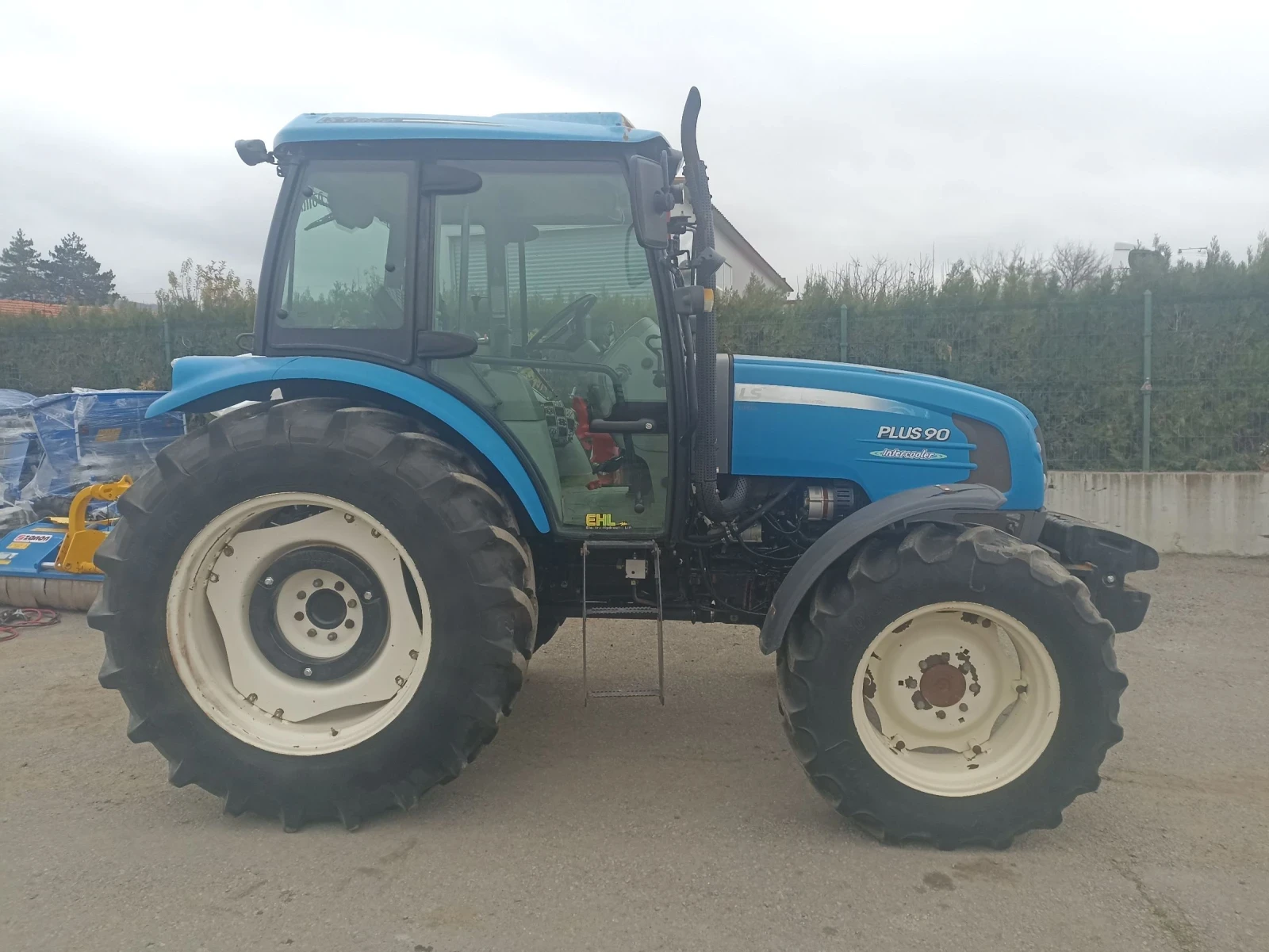 ������� LS PLUS 90 | Mobile.bg � ����������� 1