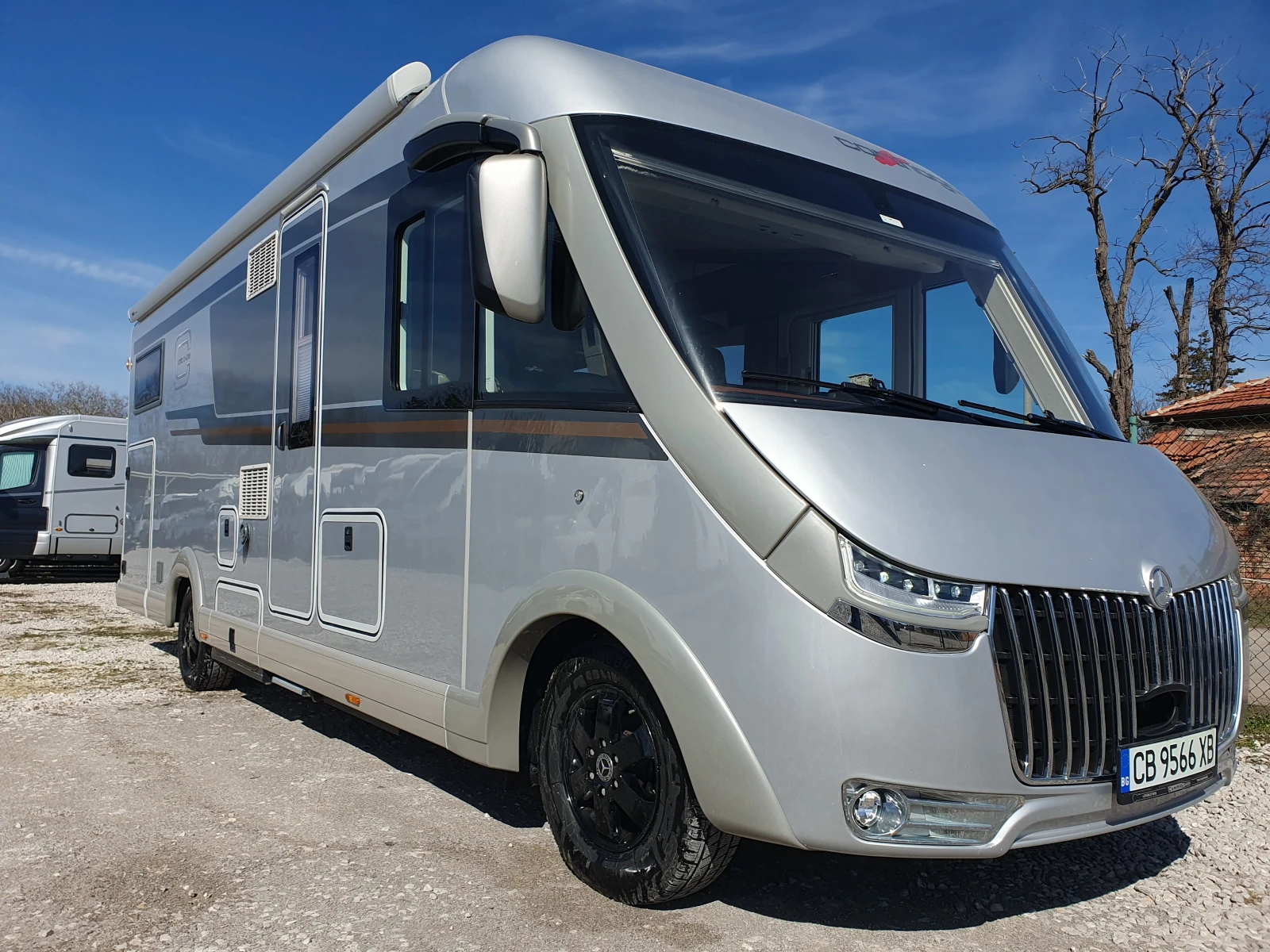 Кемпер Carthago C-Line 4.9L Mercedes* ALDE* Хидравлика* LiFePO4
