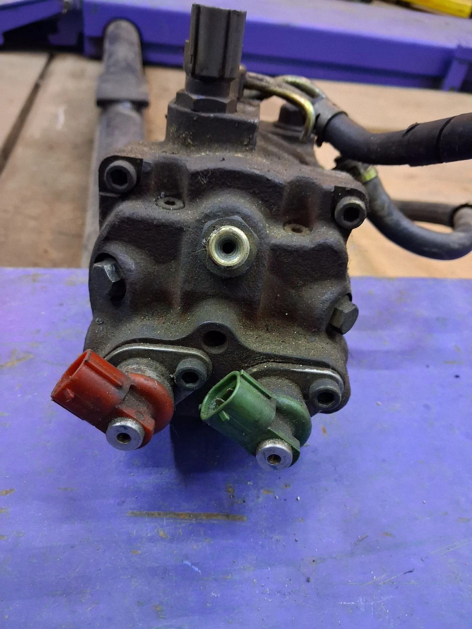 ��� ������� ����� 16700-8H800 ����� 2.2 D / 2001-2007 /  | Mobile.bg � ����������� 4