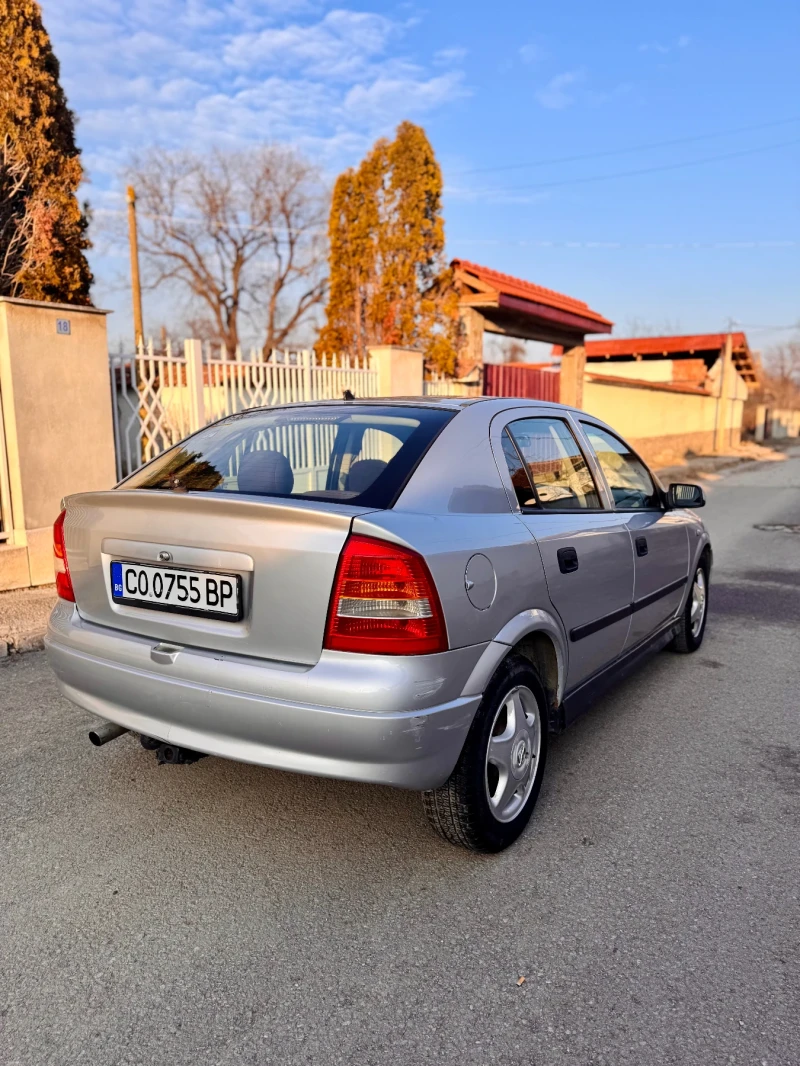 Opel Astra 1.6, снимка 4 - Автомобили и джипове - 48710030