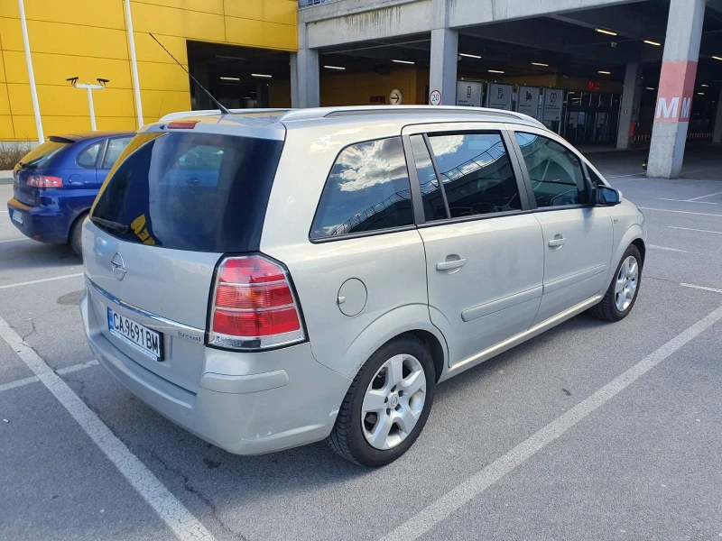 Opel Zafira 1.9 cdti, снимка 4 - Автомобили и джипове - 49346531