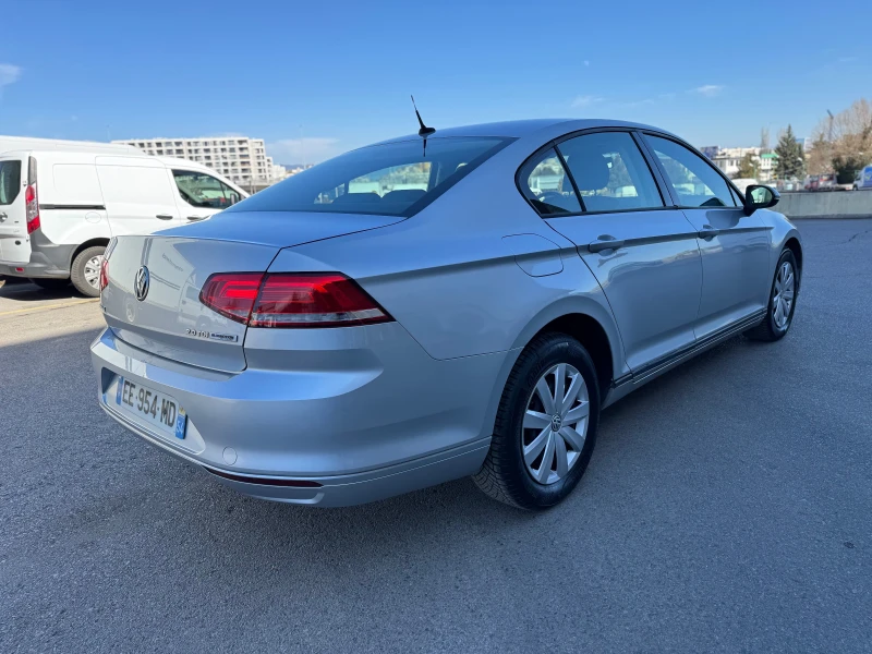 VW Passat 2.0TDI-6ск, снимка 3 - Автомобили и джипове - 49411746