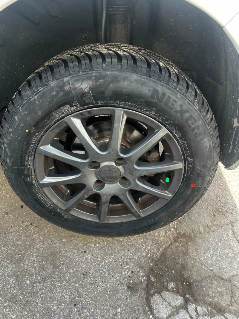 Peugeot 308 1.6 HDI, снимка 11 - Автомобили и джипове - 51912172