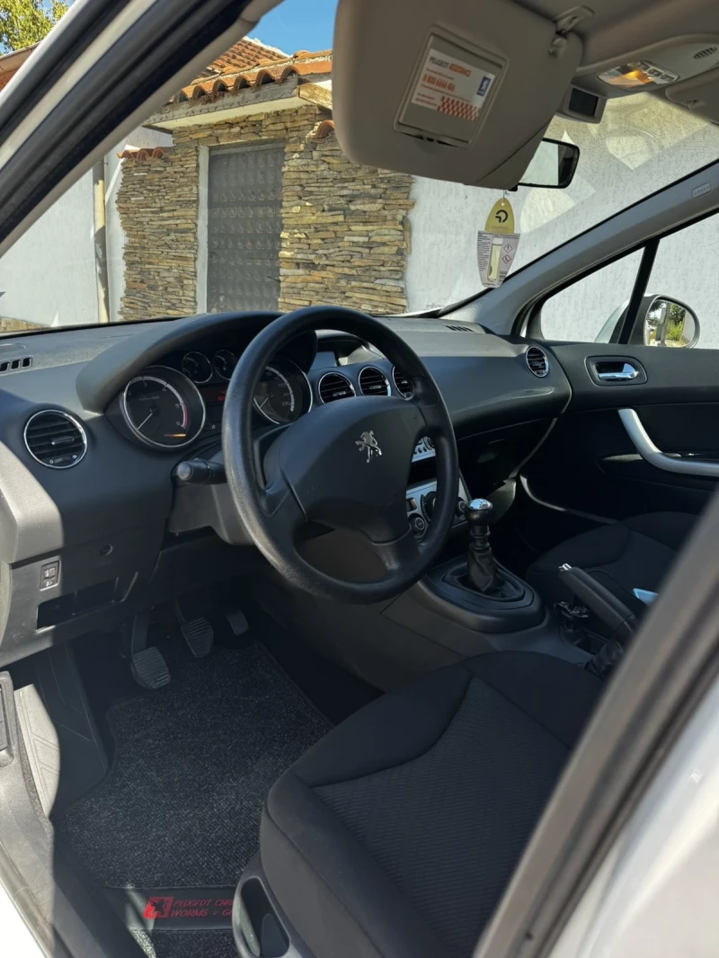 Peugeot 308 1.6 HDI, снимка 10 - Автомобили и джипове - 51912172