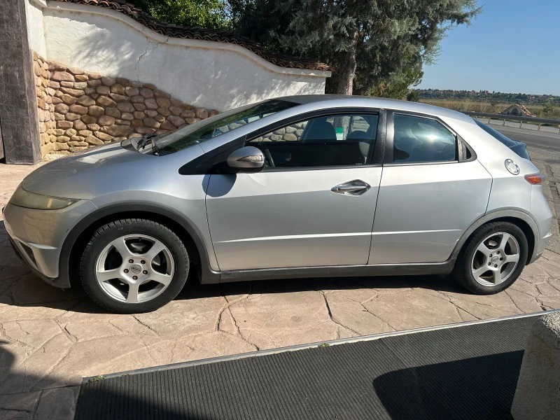 Honda Civic, снимка 2 - Автомобили и джипове - 52358502