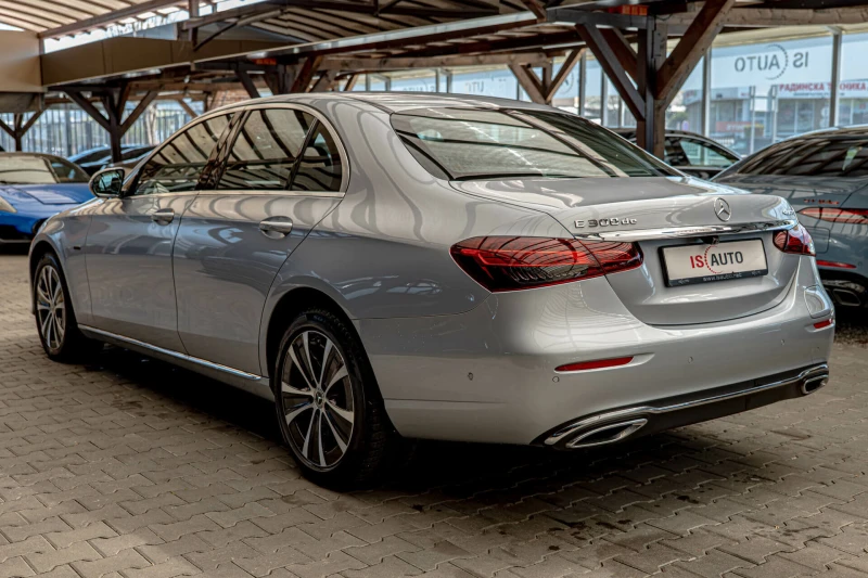 Mercedes-Benz E 300 DE/4Matic/Virtual/Sedan/, снимка 4 - Автомобили и джипове - 52389755