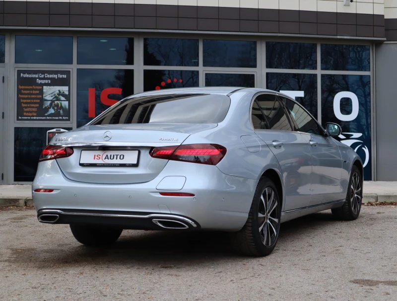 Mercedes-Benz E 300 DE/4Matic/Virtual/Sedan/, снимка 4 - Автомобили и джипове - 52389755