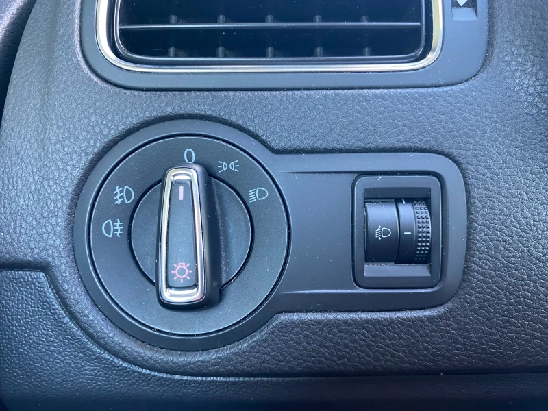VW Polo 1.4TDI BMT, снимка 17 - Автомобили и джипове - 52736750