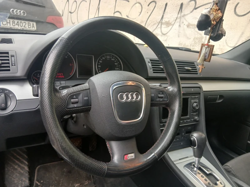 Audi A4, снимка 5 - Автомобили и джипове - 53200493