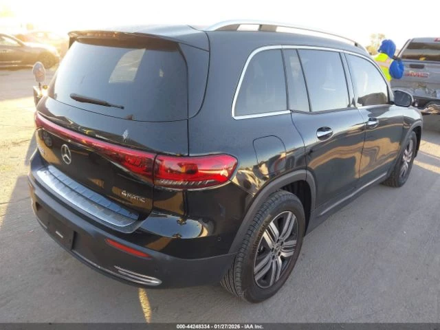 Mercedes-Benz EQB 4MATIC* КОжа* Подгрев* Обдухване* ФИКСИРАНА ЦЕНА, снимка 4 - Автомобили и джипове - 53989539