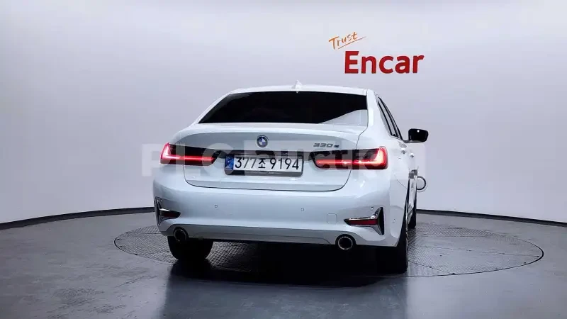 BMW 330 360| ПОДГРЕВ| HEAD-UP| ВКЛЮЧЕН ТЕХНОТЕСТ, снимка 5 - Автомобили и джипове - 54374871